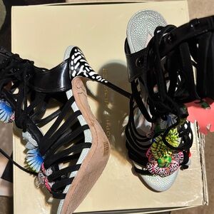 Sophia Webster Black Heels with Artistic Design/Slightly worn